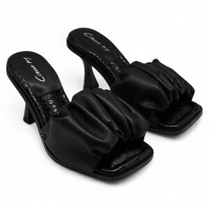 Slade Womens Slip on Casual Heels